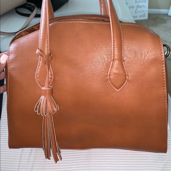 Satchel - Picture 1 of 3